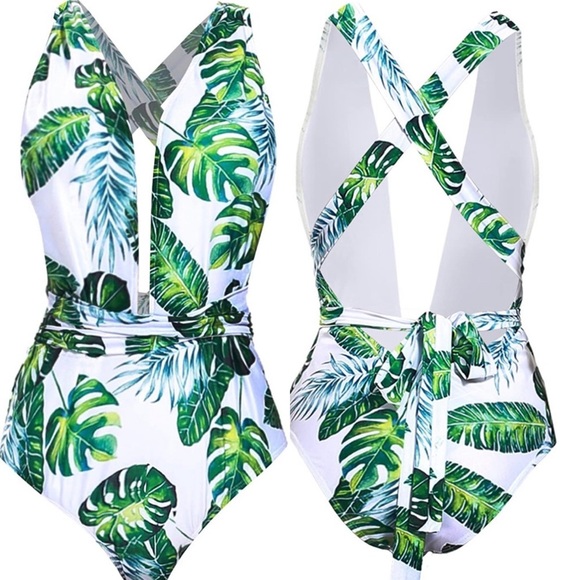 SEXY GREEN FLORAL SPLIT CRISSCROSS LADIES SWIMSUIT